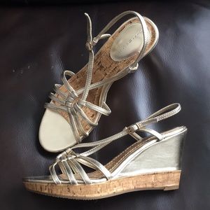 Tommy Hilfiger Gold Wedges